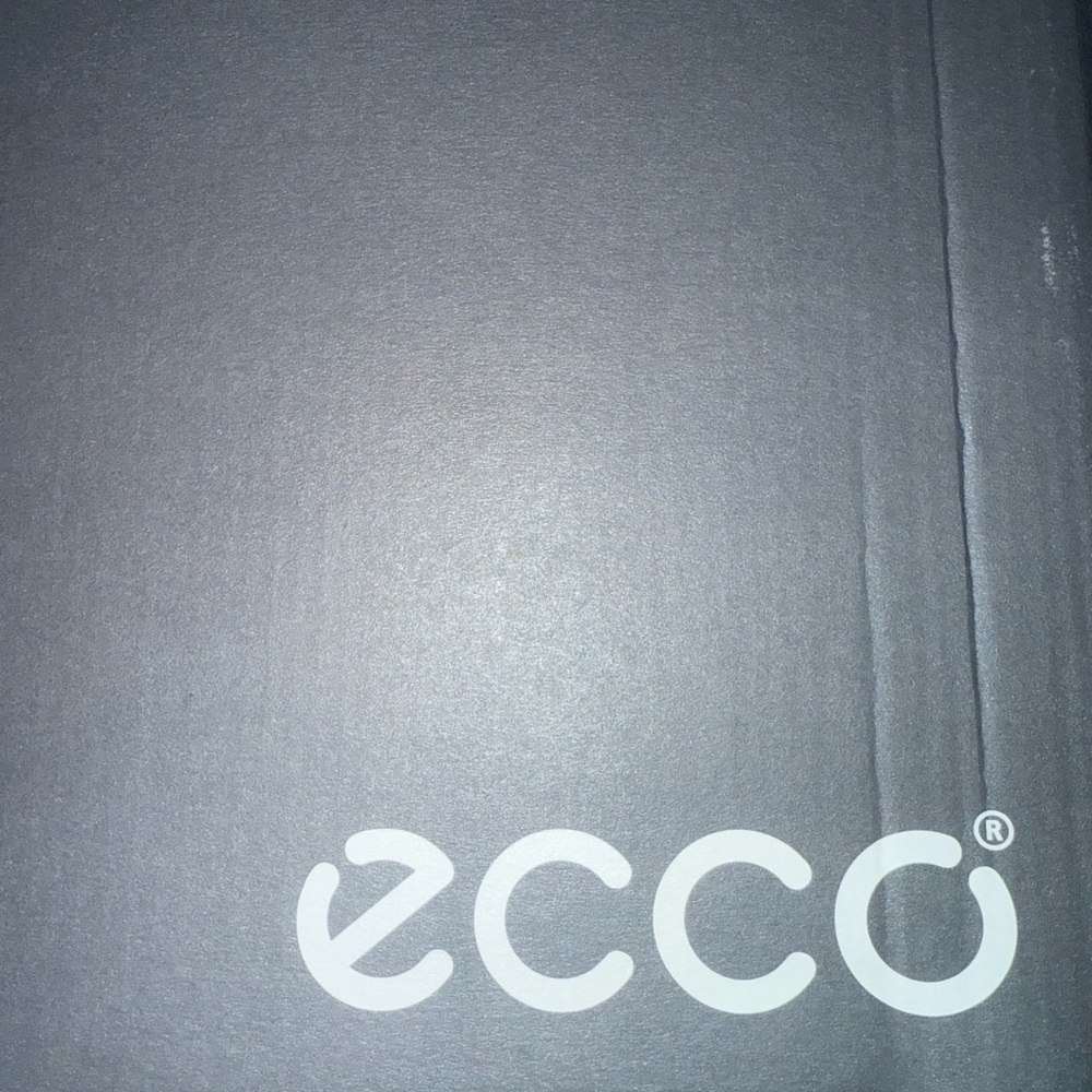 New Ecco rose dusk never worn